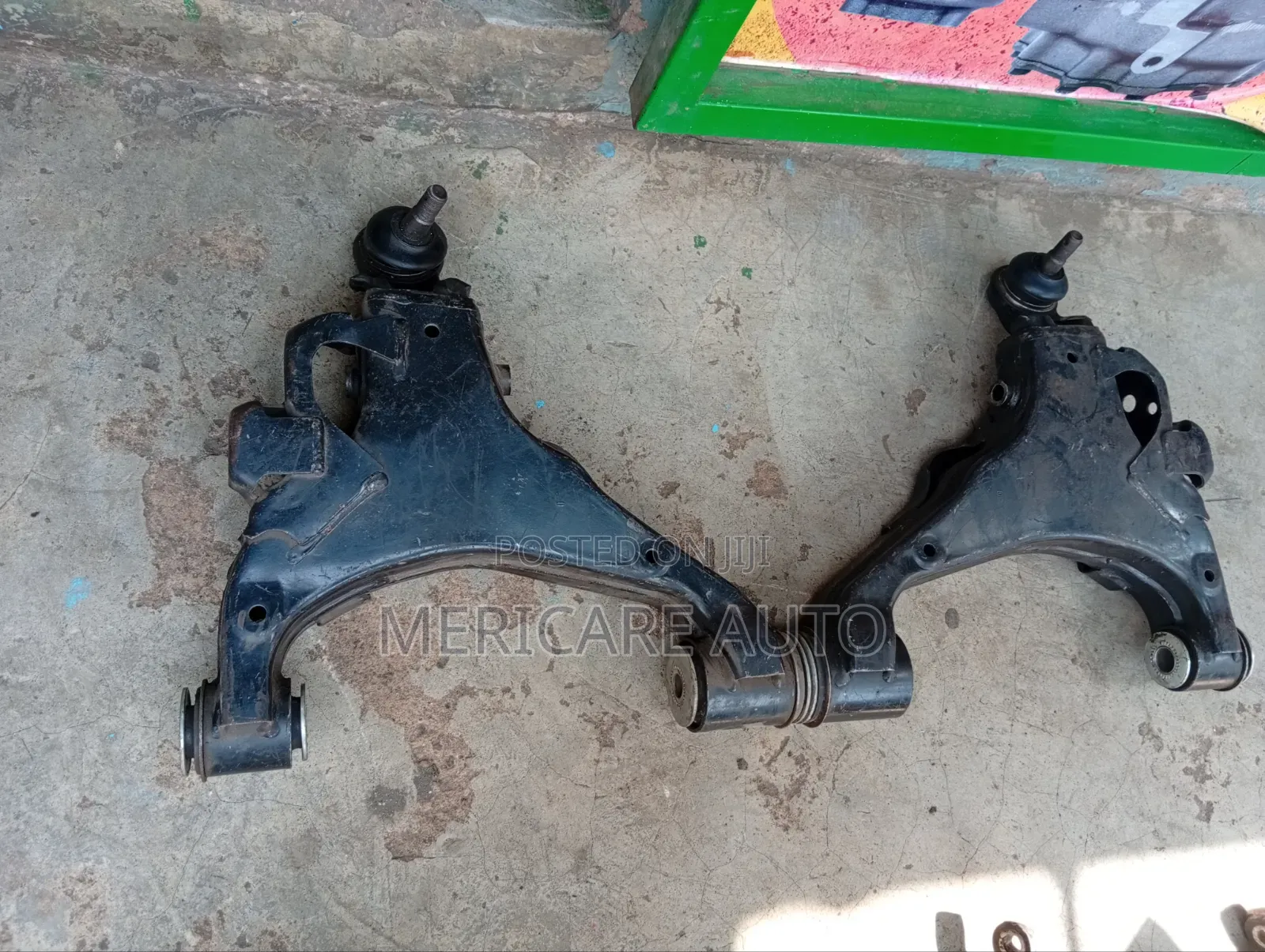 Lower Suspension Land Cruiser 200