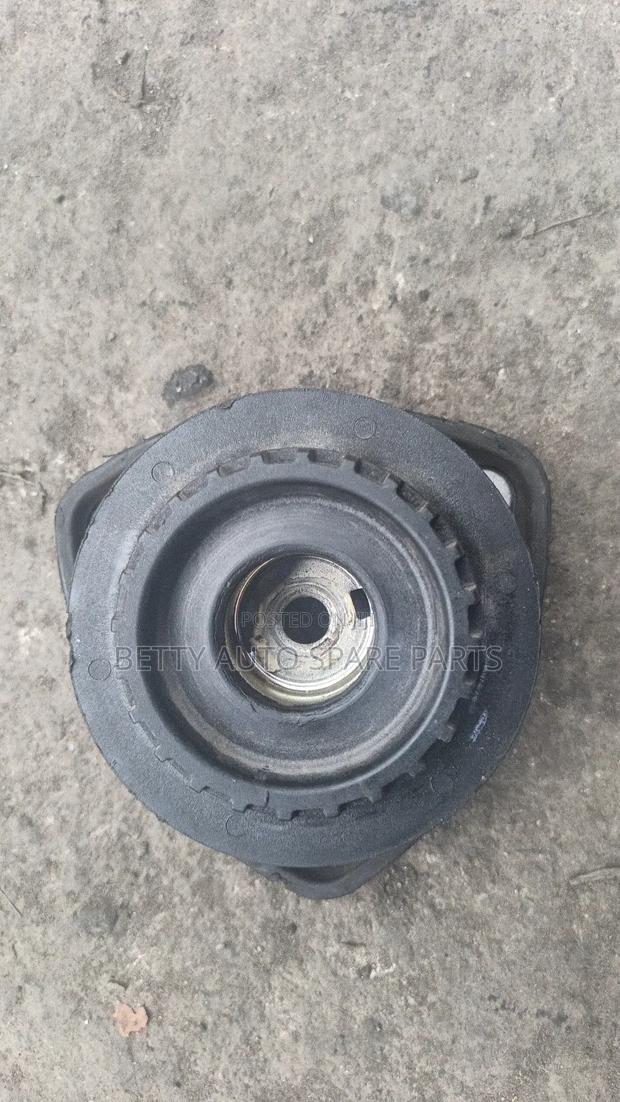 Mazda CX-5 Supporting Shock Mountain - main view