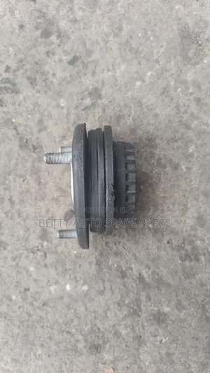 Mazda CX-5 Supporting Shock Mountain