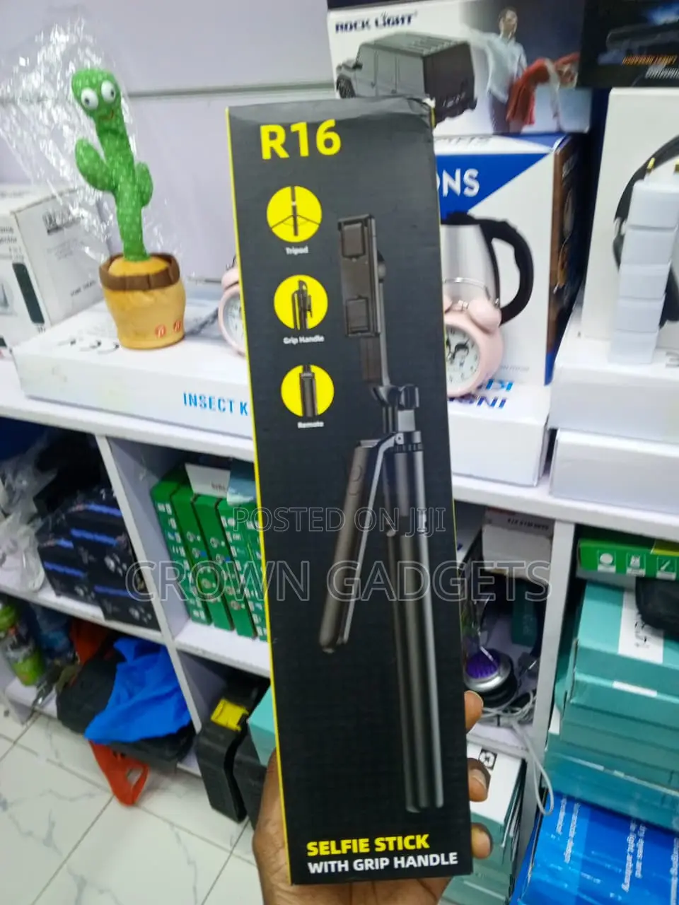 R16 Phone Tripod Selfie Stick for Vlogging Travel