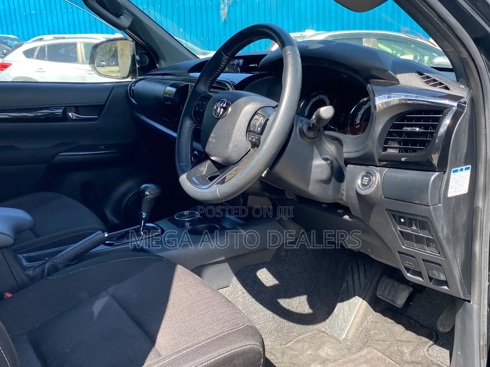 Toyota Hilux 2.4 Diesel 2020 Black