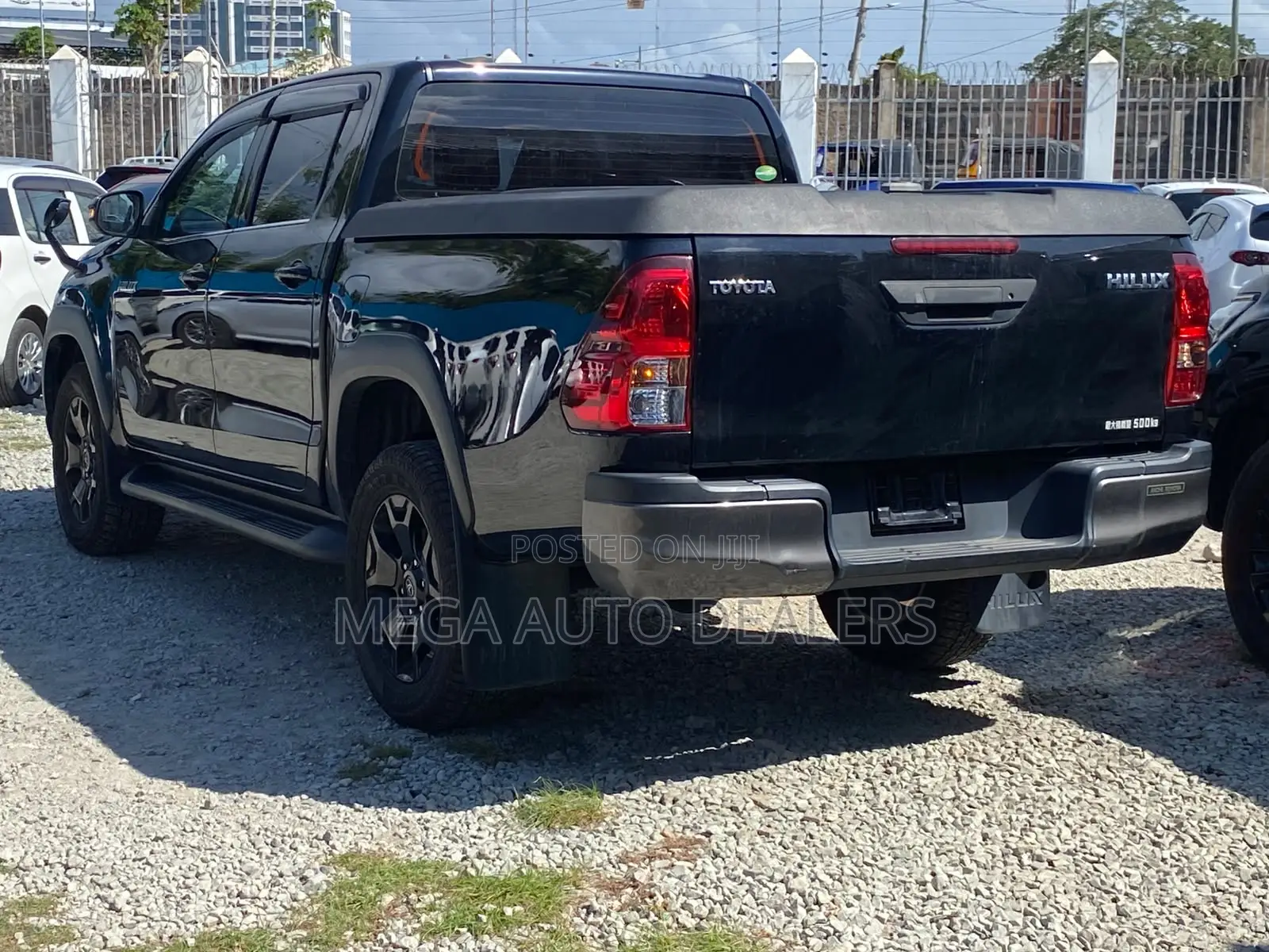 Toyota Hilux 2.4 Diesel 2020 Black