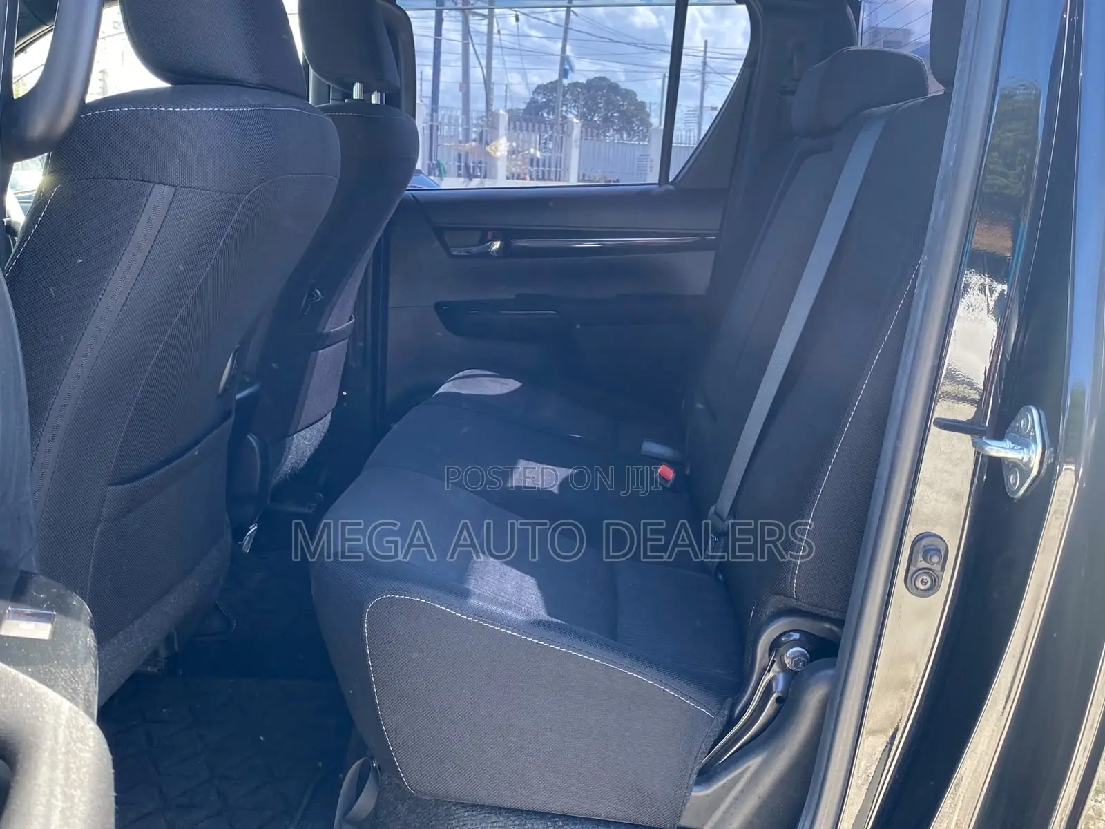 Toyota Hilux 2.4 Diesel 2020 Black