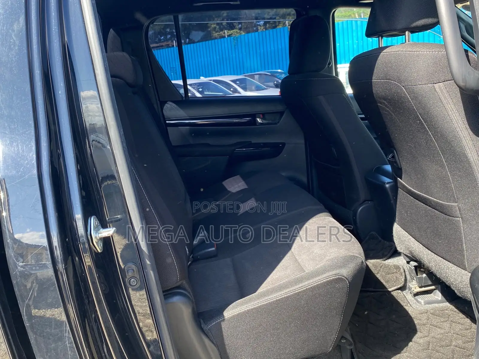 Toyota Hilux 2.4 Diesel 2020 Black
