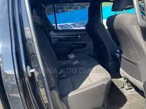 Toyota Hilux 2.4 Diesel 2020 Black