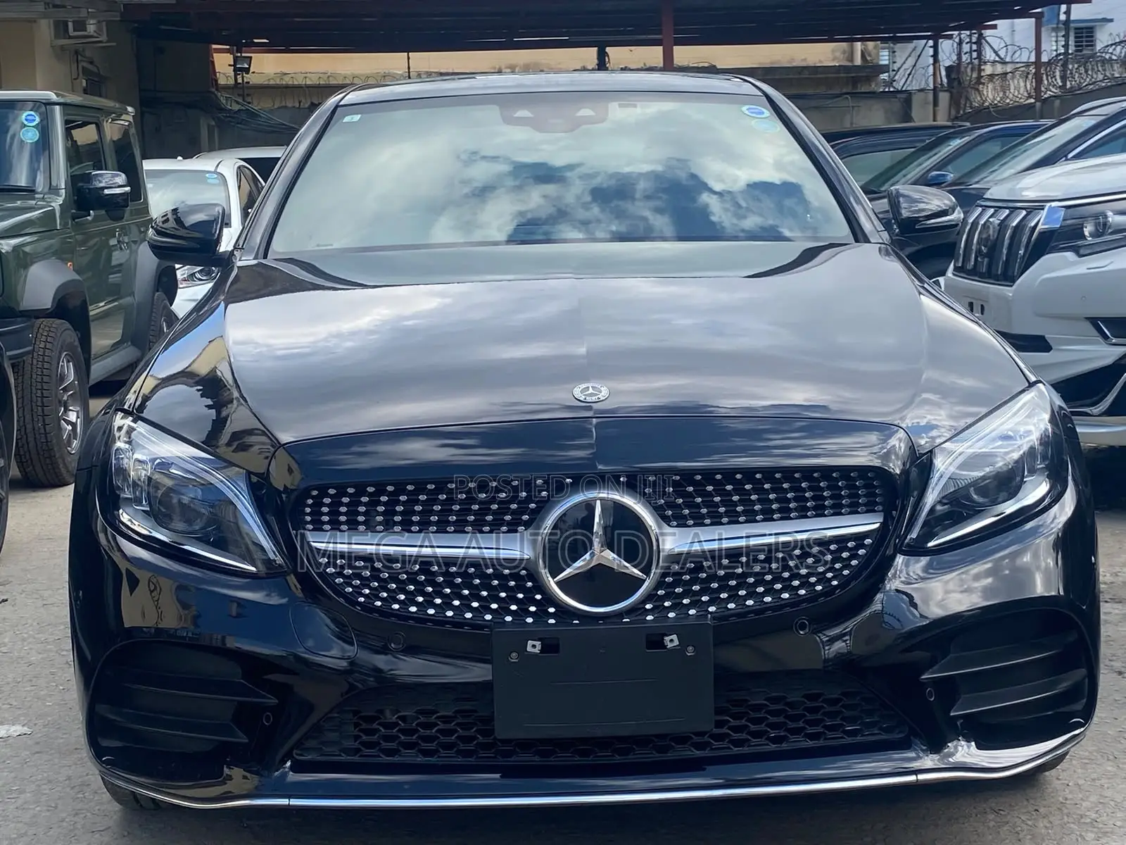 Mercedes-Benz C200 2019 Black