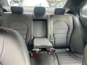 Mercedes-Benz C200 2019 Black