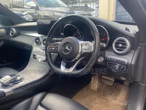 Mercedes-Benz C200 2019 Black