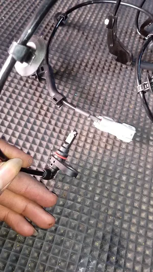 Abs Sensors Toyota Hilux(Revo) Fortuner.
