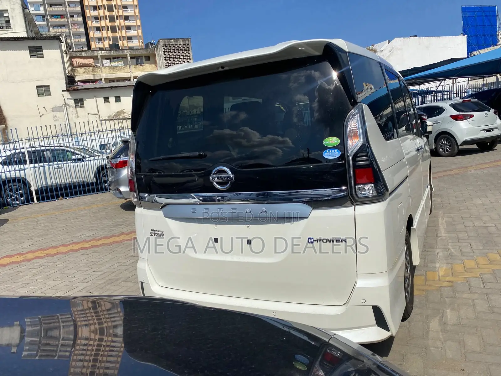 Nissan Serena 2019 White