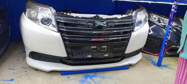 Toyota Noah X-Japan Nose Cut