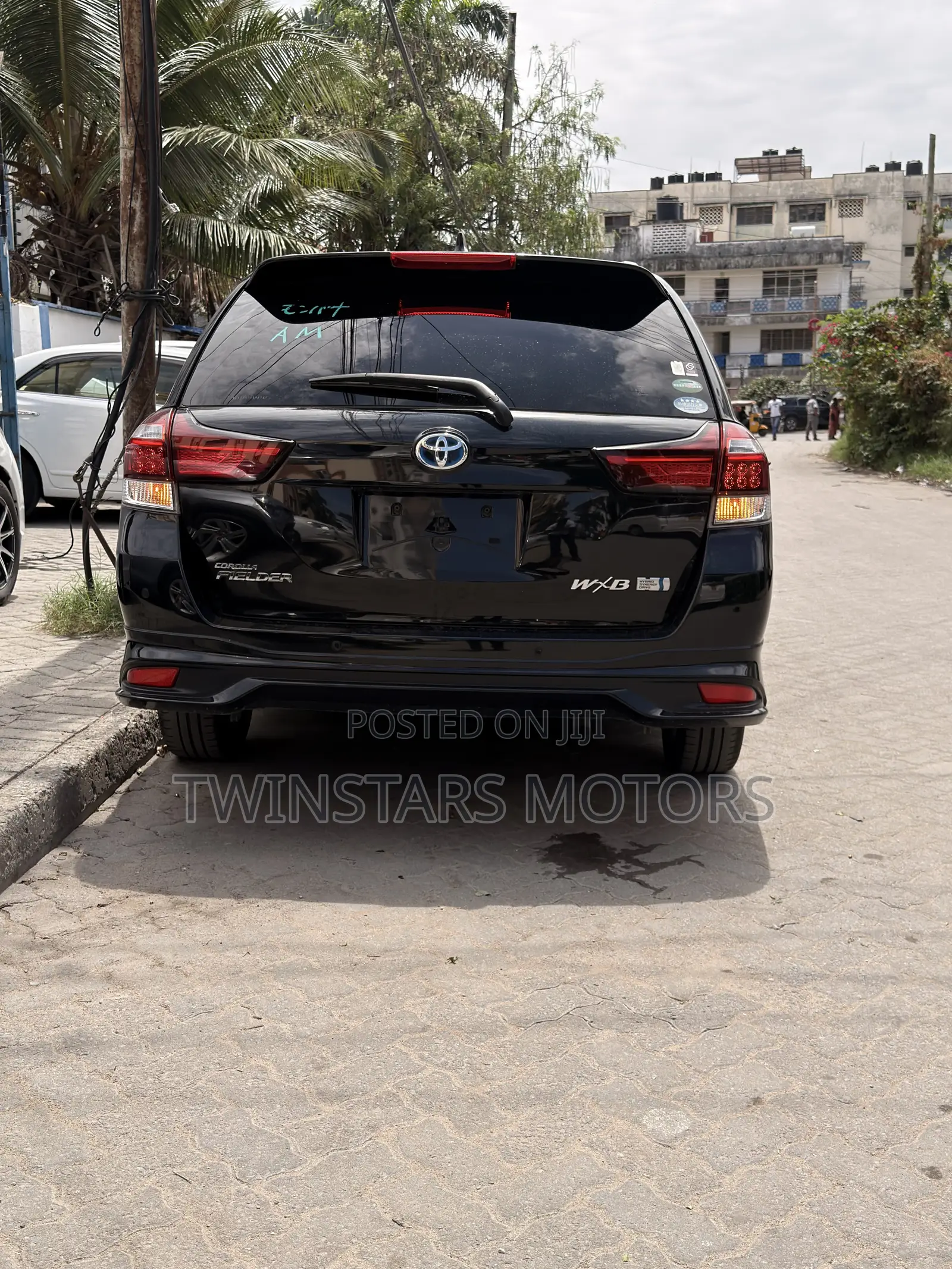 Toyota Corolla Fielder 1.5 Hybrid FWD 2019 Black