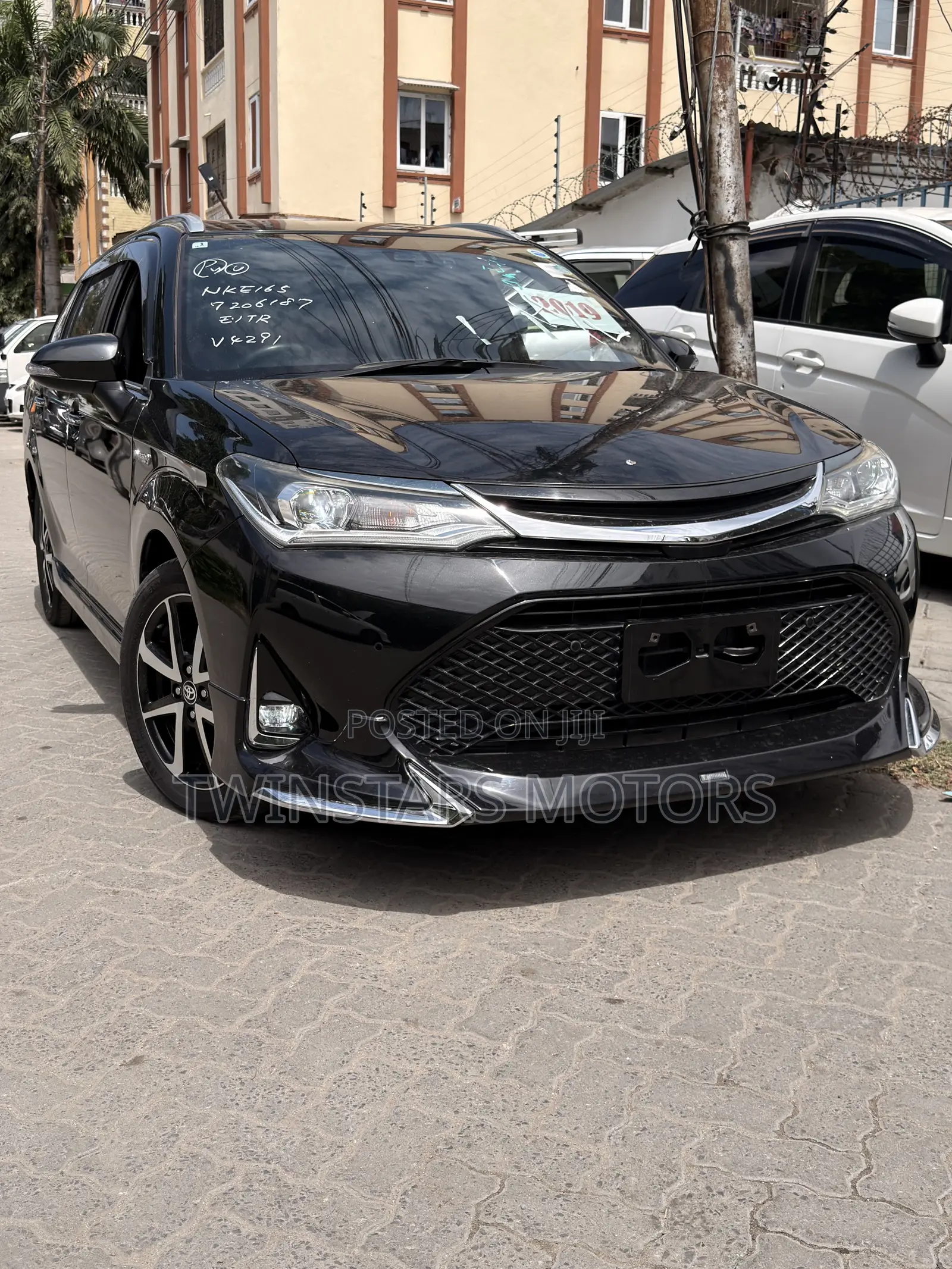 Toyota Corolla Fielder 1.5 Hybrid FWD 2019 Black