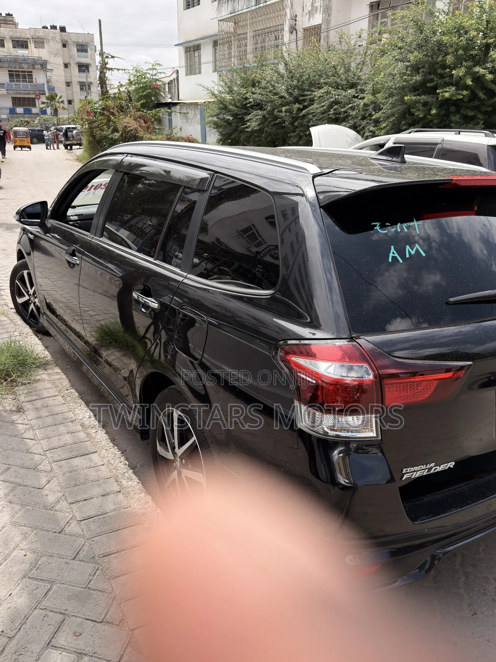 Toyota Corolla Fielder 1.5 Hybrid FWD 2019 Black