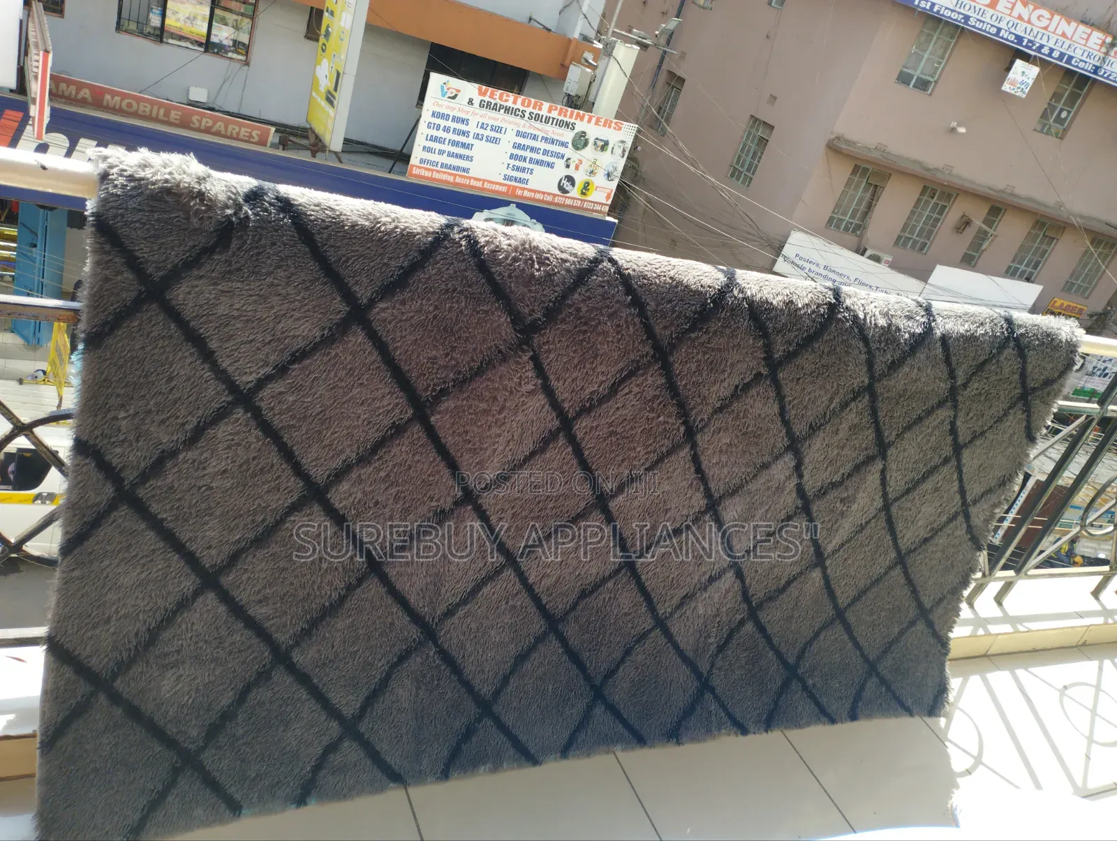 7 by 10 Ft Fluffy Carpet (Black Stripes)