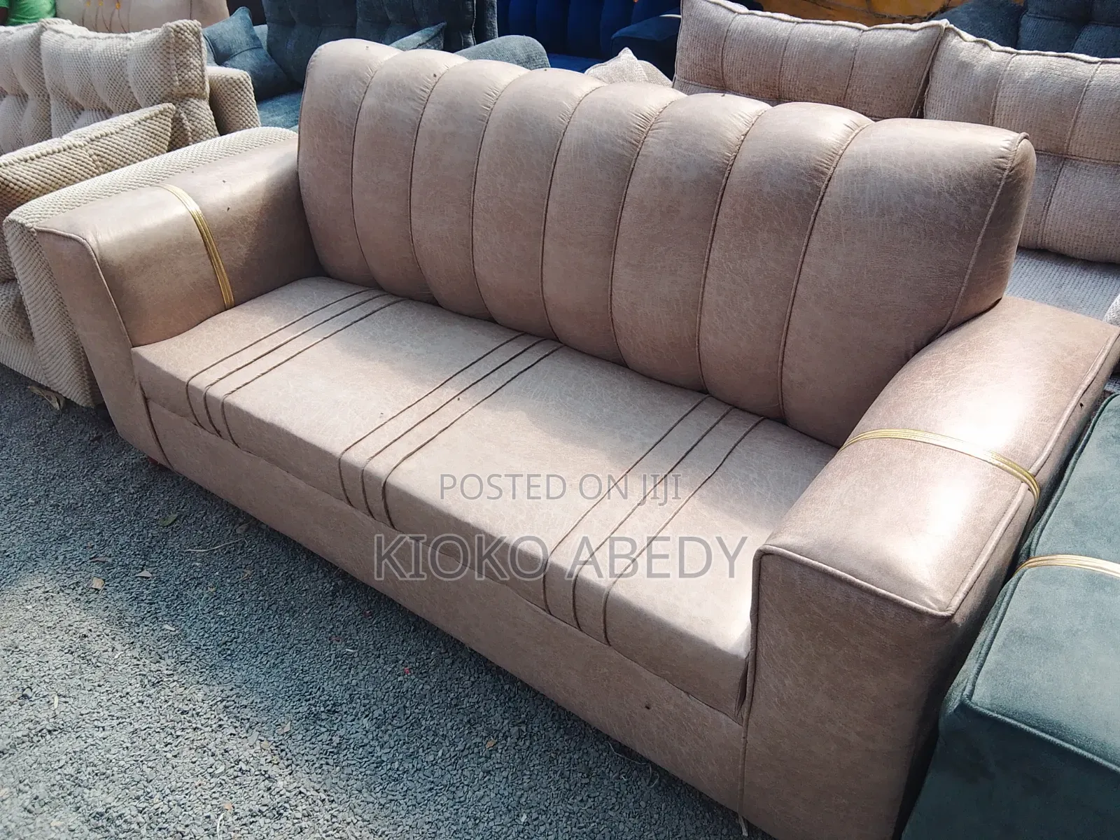 Mini Sofas
