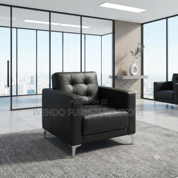 Office Sofa; Single Seater Executive Office Sofa - main view