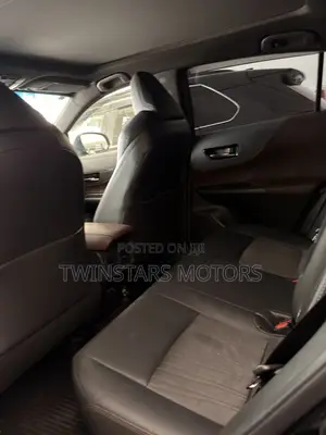 Toyota Harrier 2.0 4WD 2021 Black