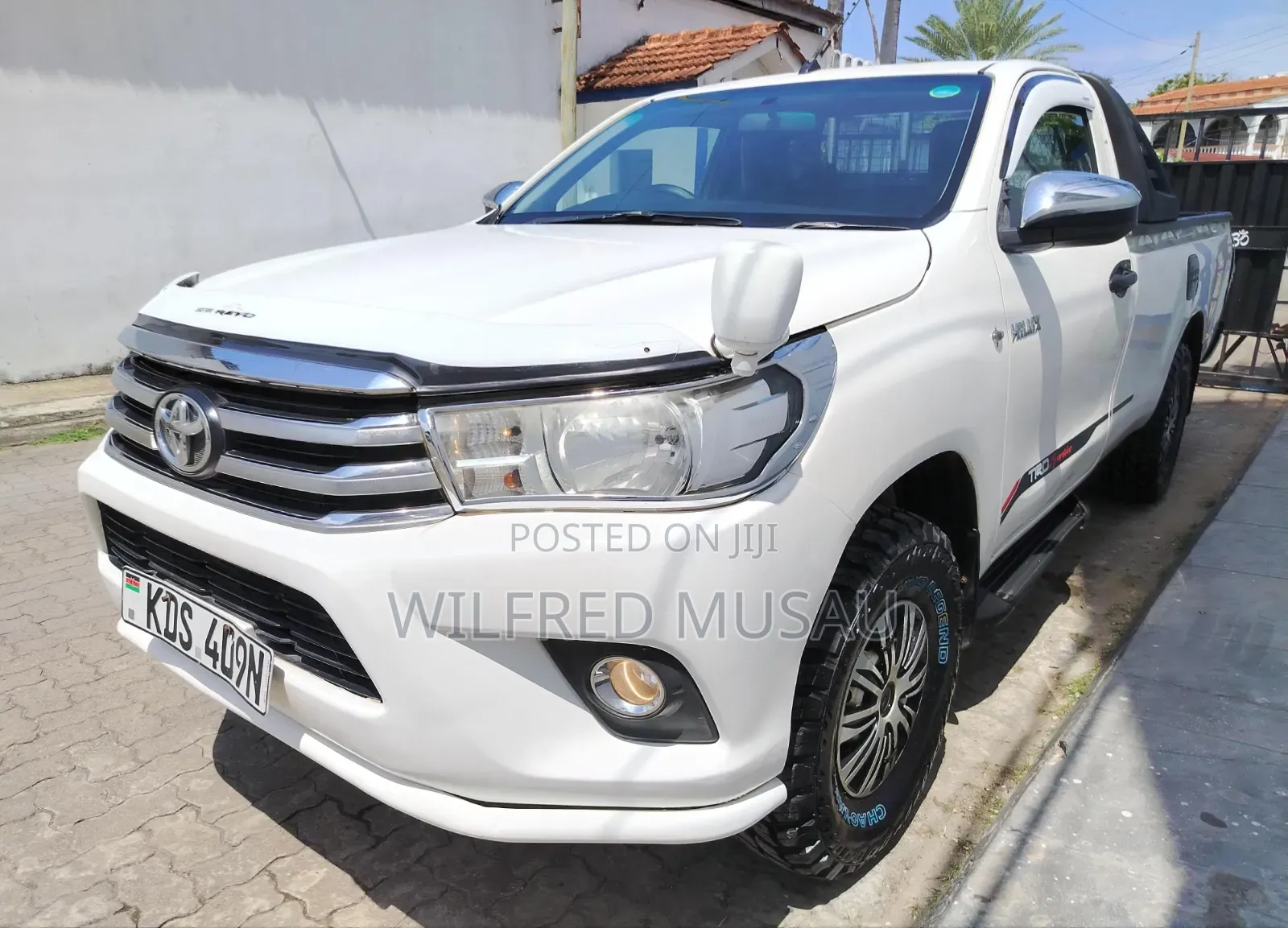 Toyota Hilux 2018 White