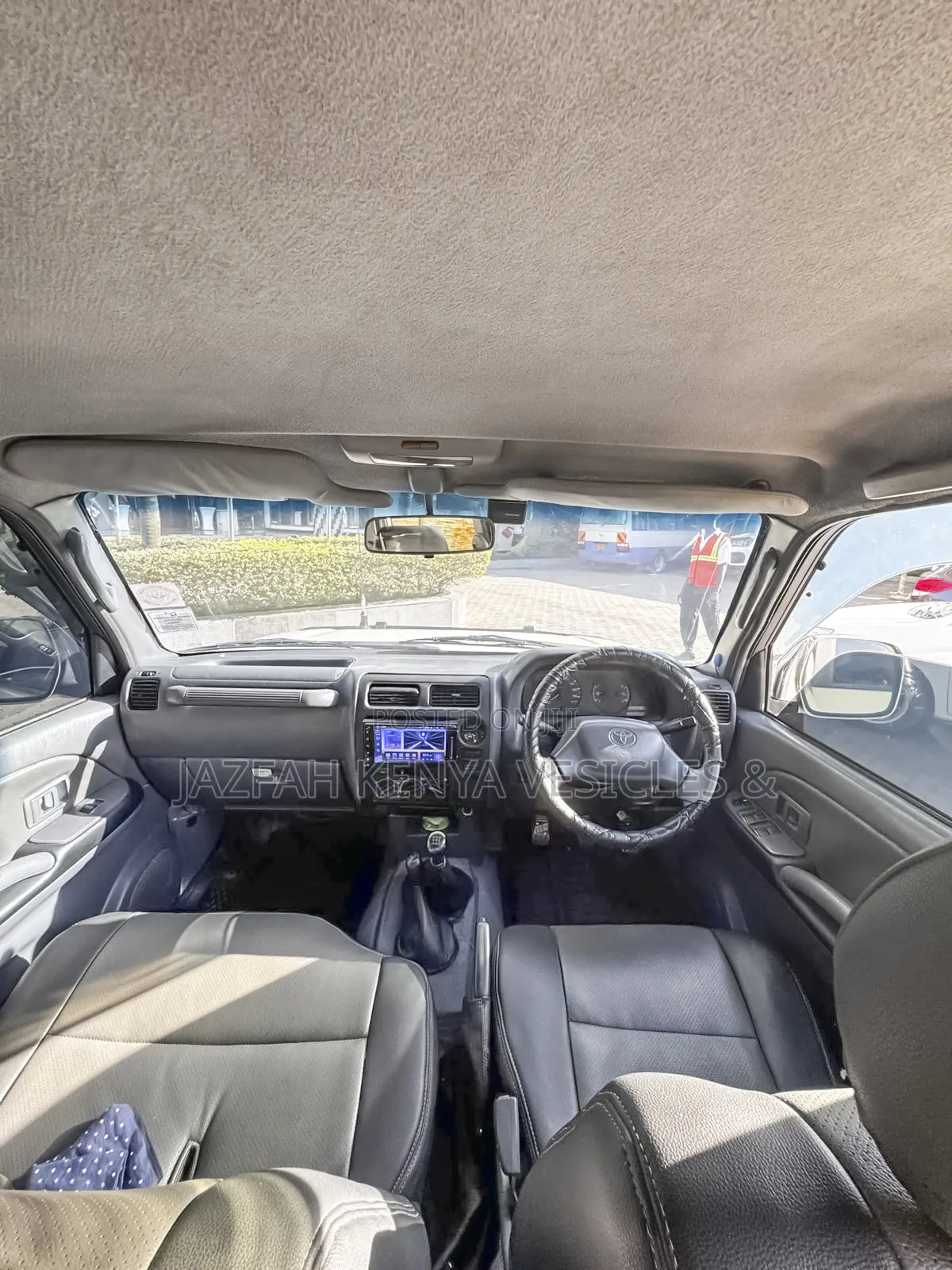 Toyota Land Cruiser Prado 2.7 16V 5dr 1998 Beige
