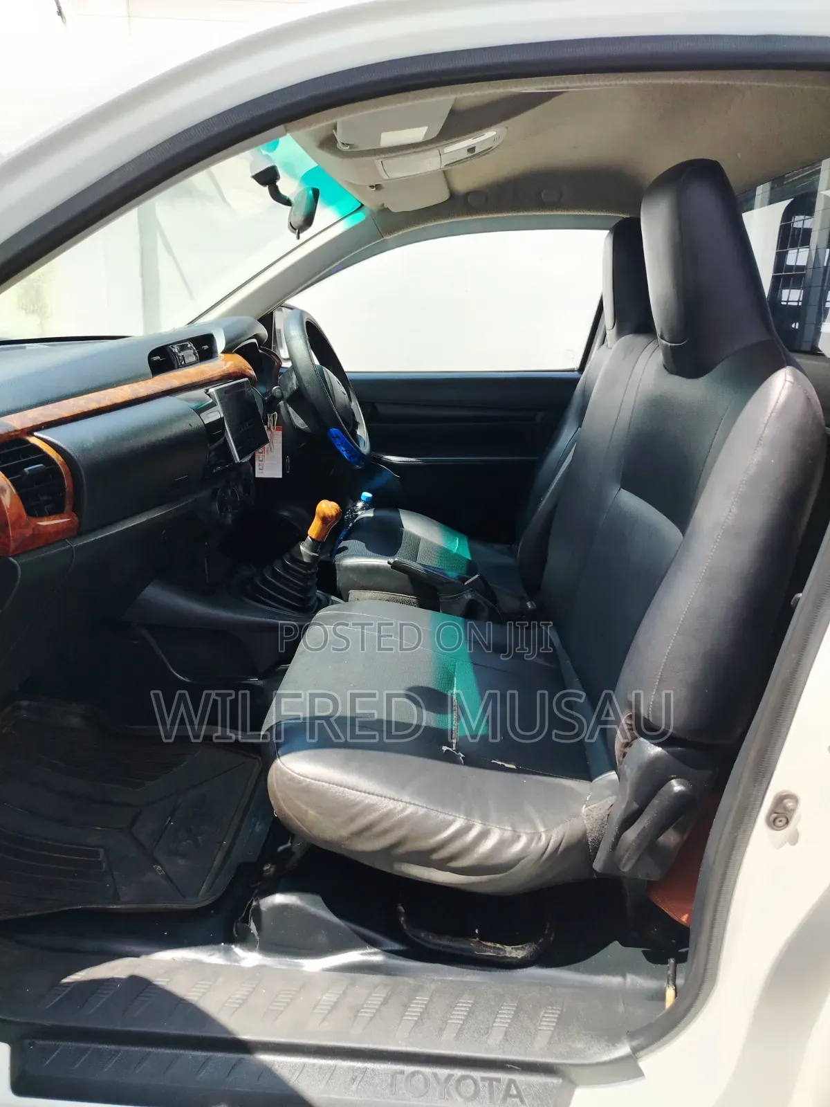 Toyota Hilux 2018 White