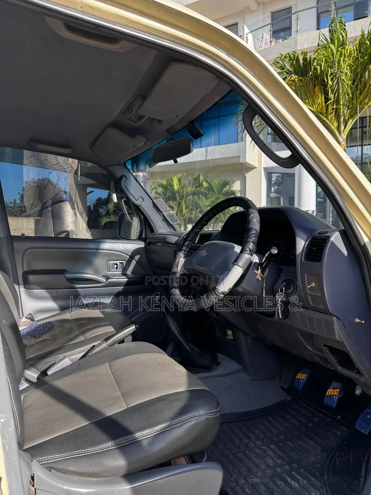 Toyota Land Cruiser Prado 2.7 16V 5dr 1998 Beige