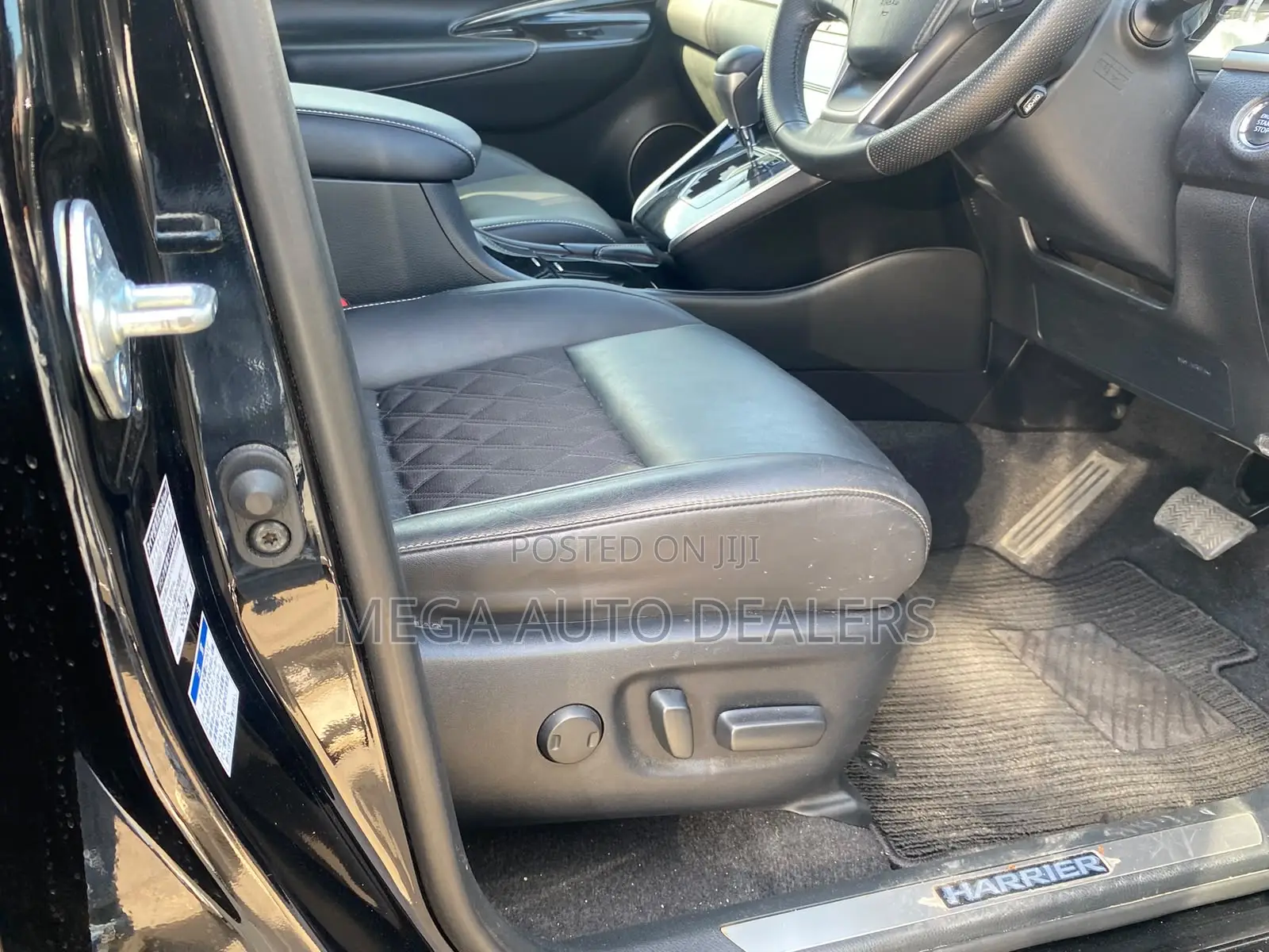 Toyota Harrier 2.0 2019 Black