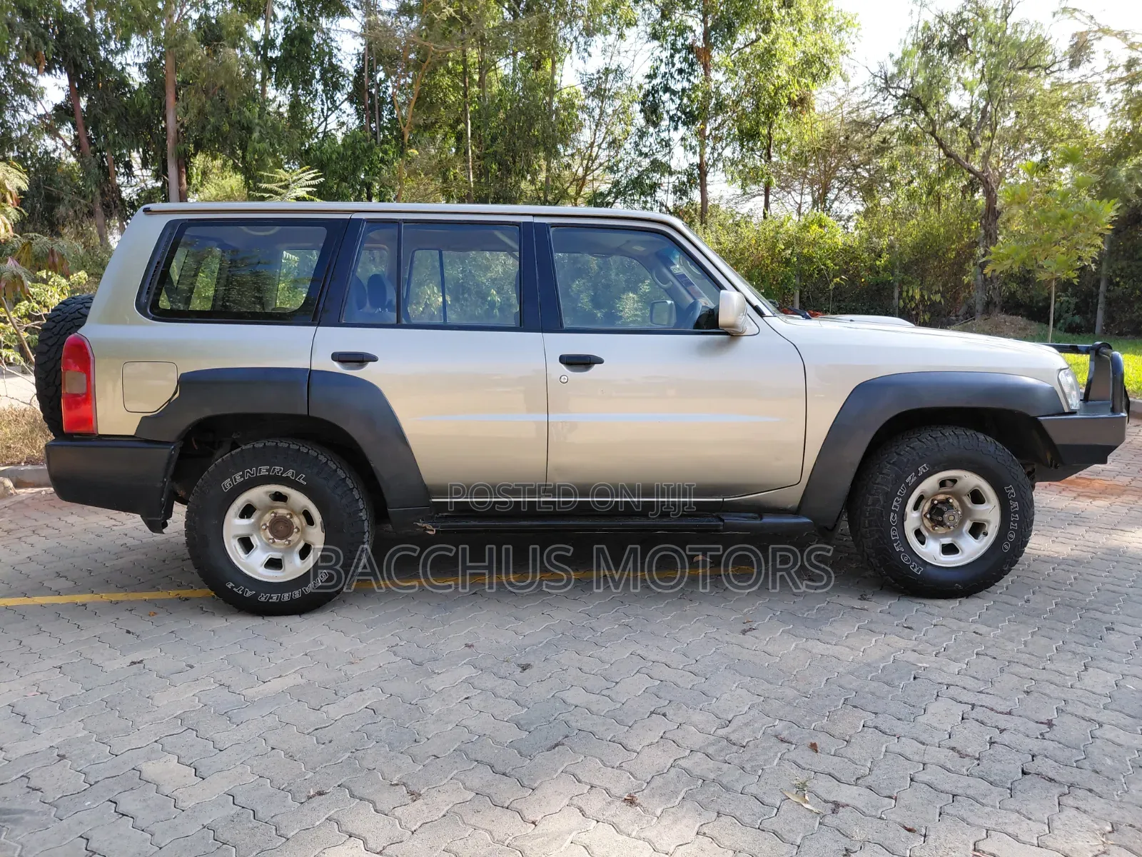 Nissan Patrol 2008 Gold