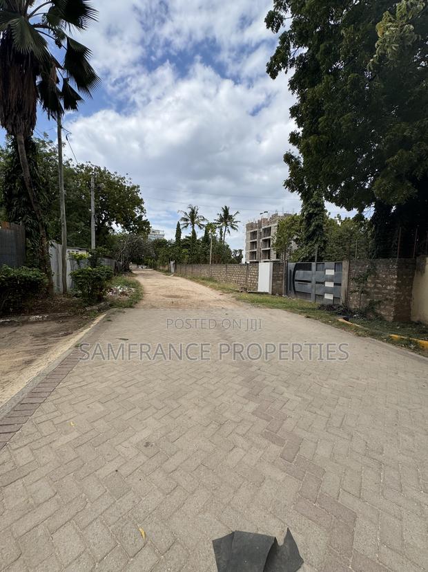 Prime One Acre Plot Mamba Area Nyali - thumbnail 5
