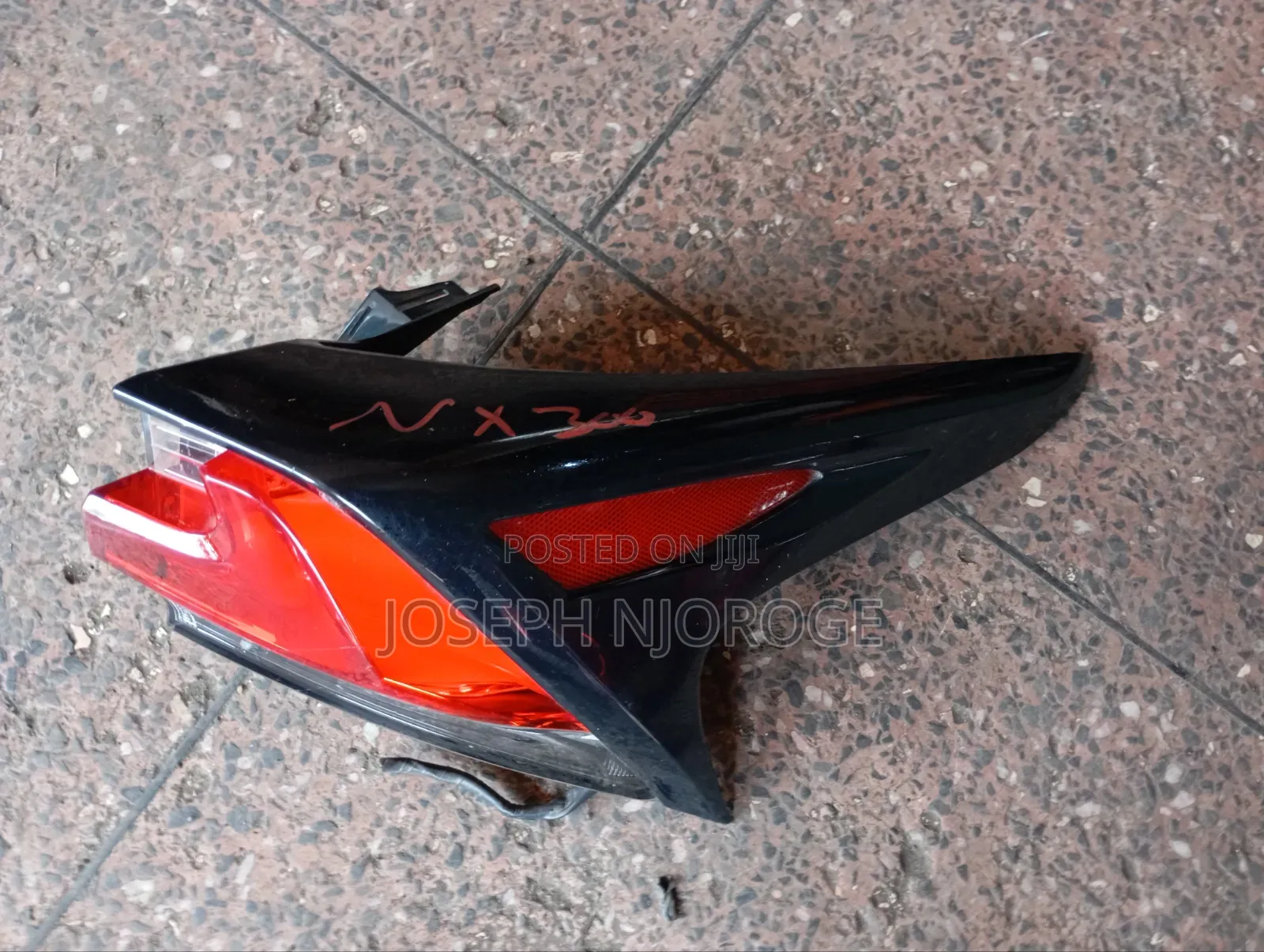 Lexus NX 300 Taillight