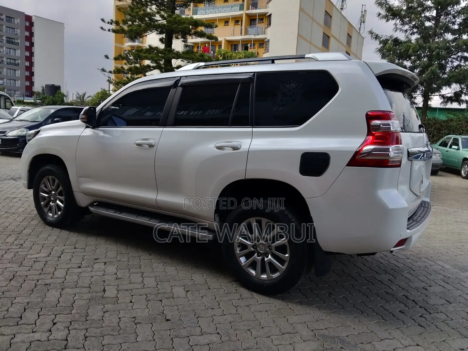 Toyota Land Cruiser Prado 2016 White