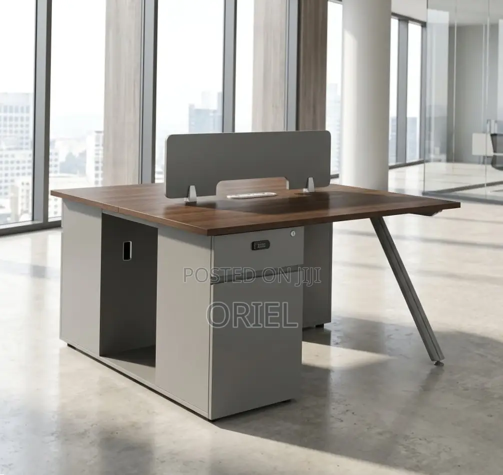 Office Workstation : 2-Seater Executive Working Workstation