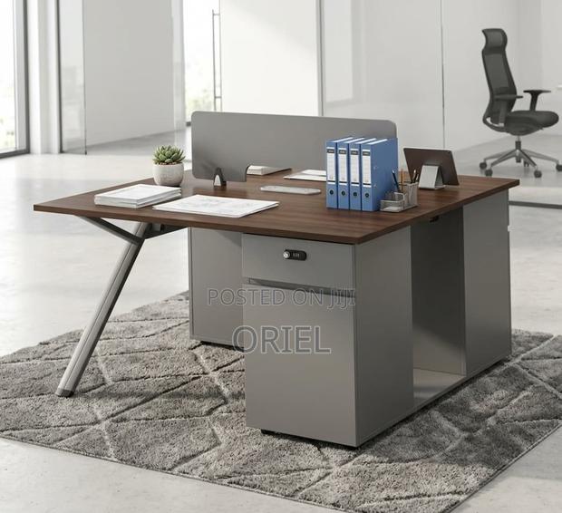 Office Workstation : 2-Seater Executive Working Workstation - thumbnail 9