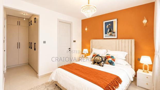 3bdrm Apartment in Gateway Mall Area for sale - thumbnail 8