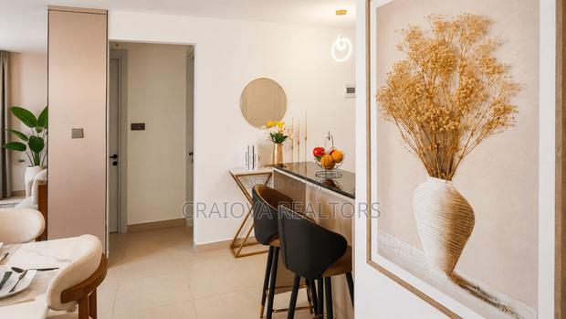 3bdrm Apartment in Gateway Mall Area for sale - thumbnail 11