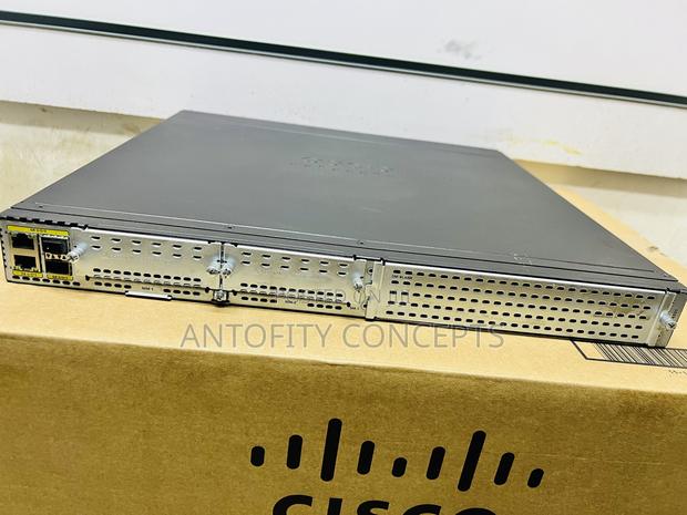 Cisco ISR4331/ 4331 Integrated Services Router - thumbnail 2