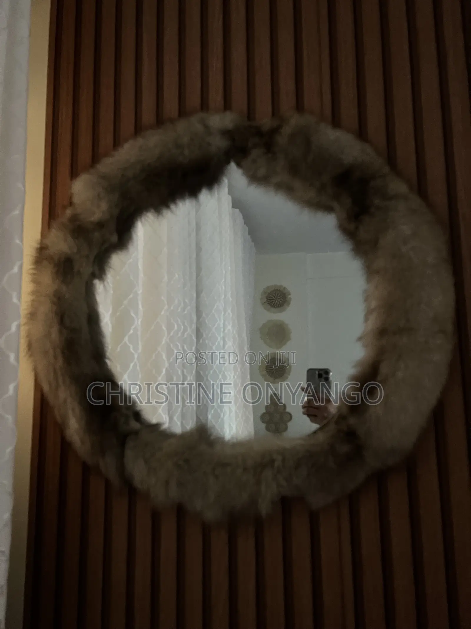 Round Unique Mirror