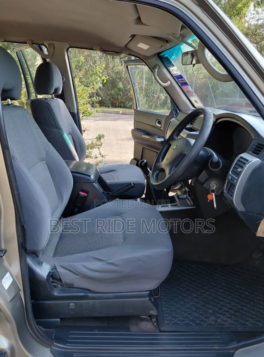 Nissan Patrol 2008 Silver