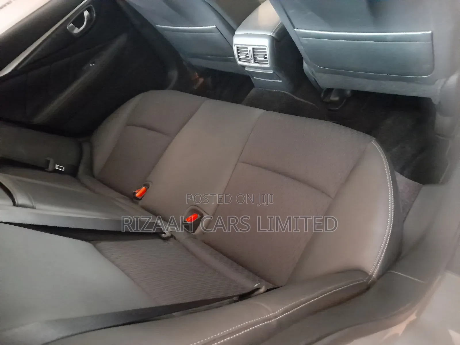 Nissan Skyline 2019 Blue