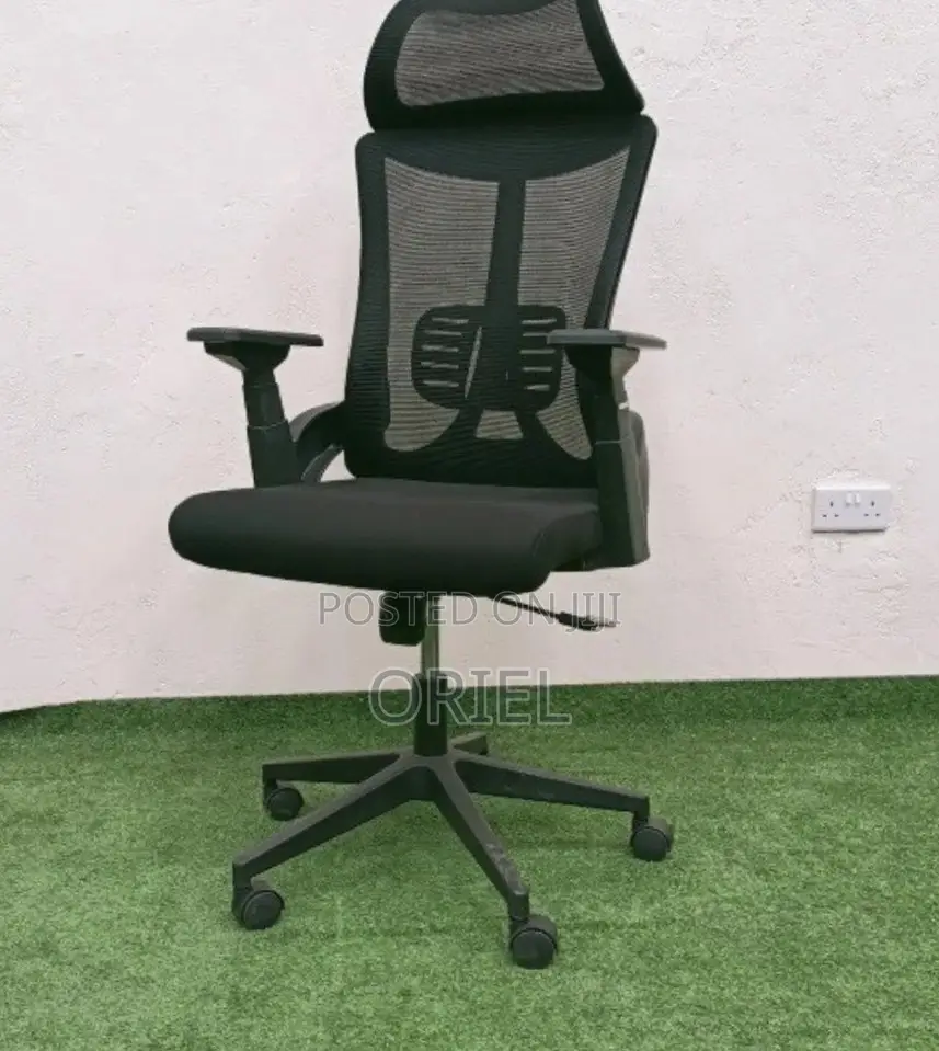 Office Chair : Ergonomic Swivel Office Seat