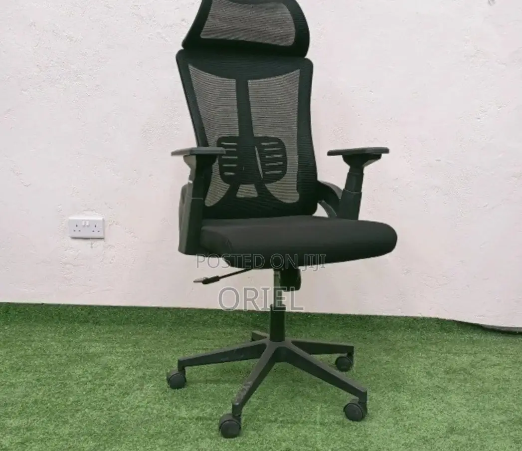 Office Chair : Ergonomic Swivel Office Seat