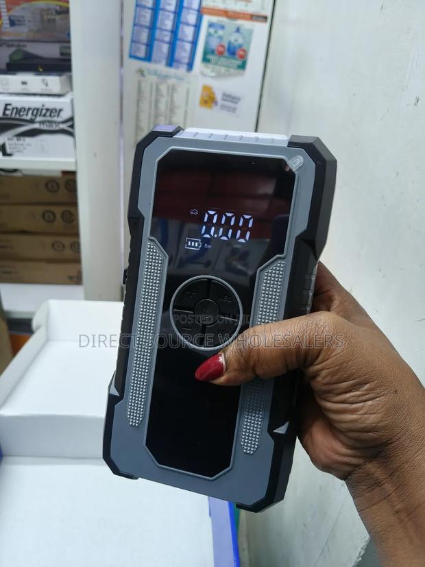 Portable Jump Starter - main view