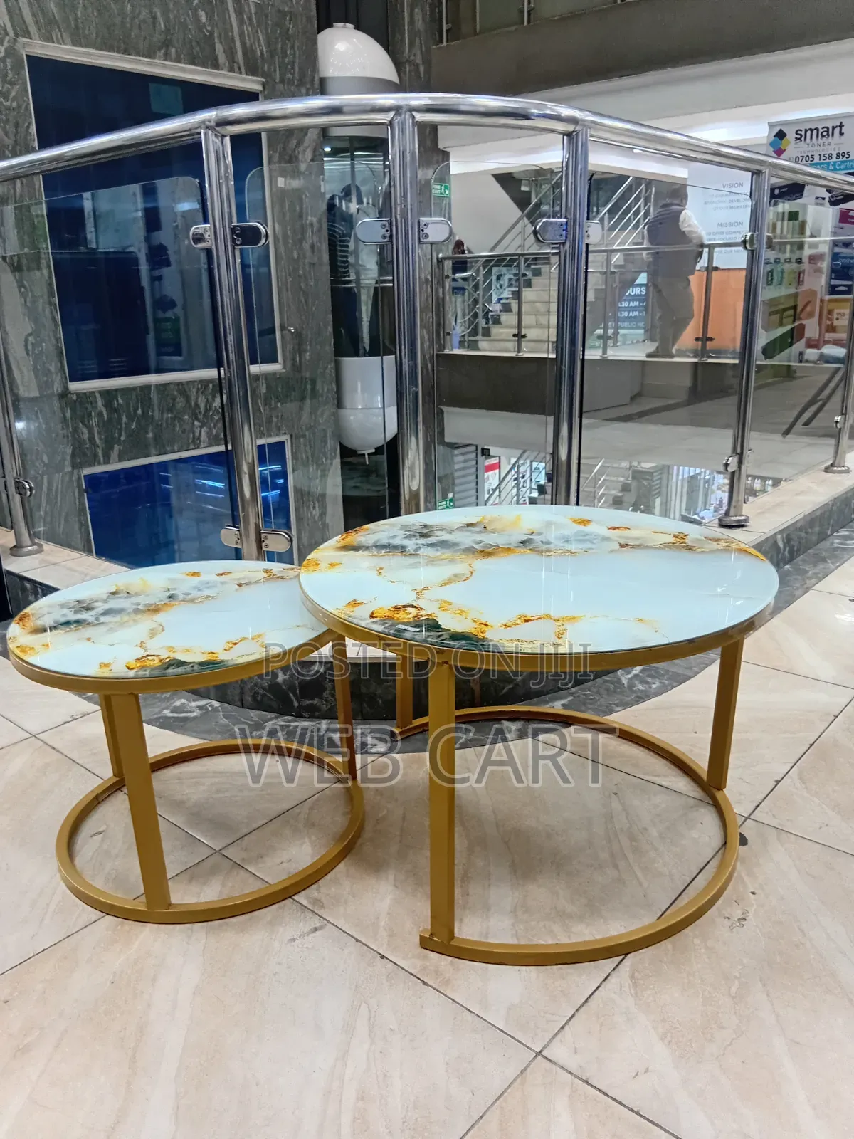 Nesting Coffee Table (Glass Effect)
