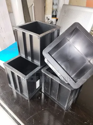 Concrete Plastic Cube Moulds