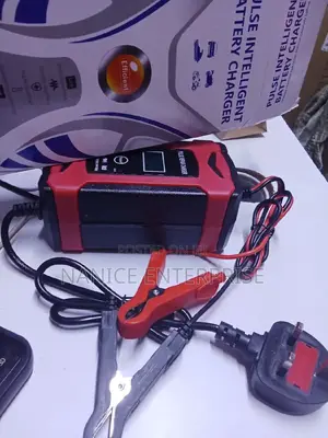 12V6A Universal Electricbatterycharger,pulse Repair for Car, Motors