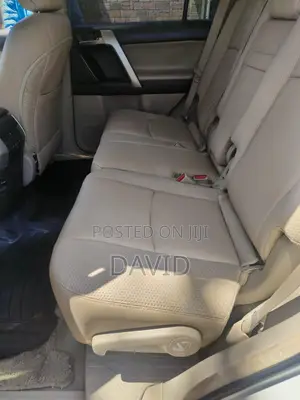 Toyota Land Cruiser Prado 2.7 i 2012 Black