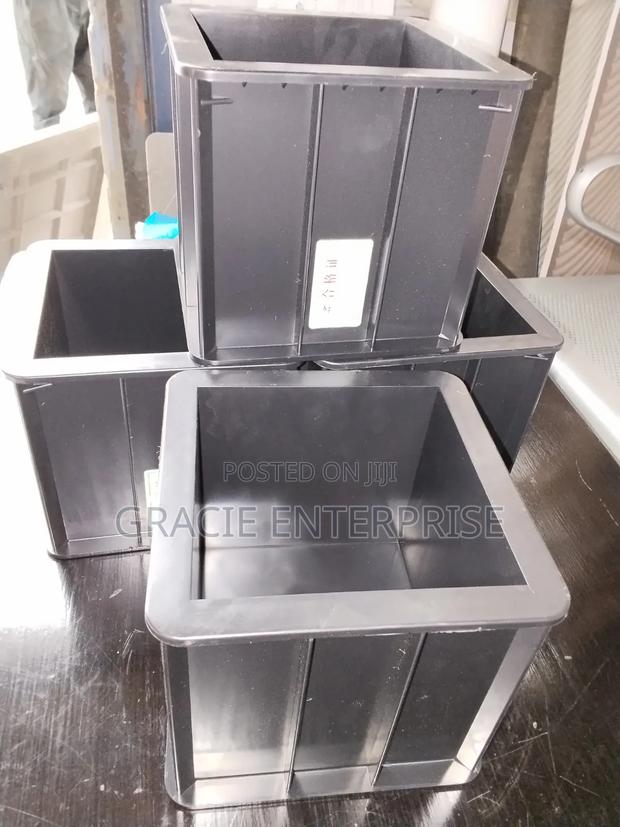 Plastic Cube Moulds, Concrete Moulds - thumbnail 2