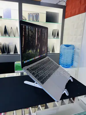 Laptop Apple MacBook Pro 2019 8GB Intel Core i5 SSD 256GB
