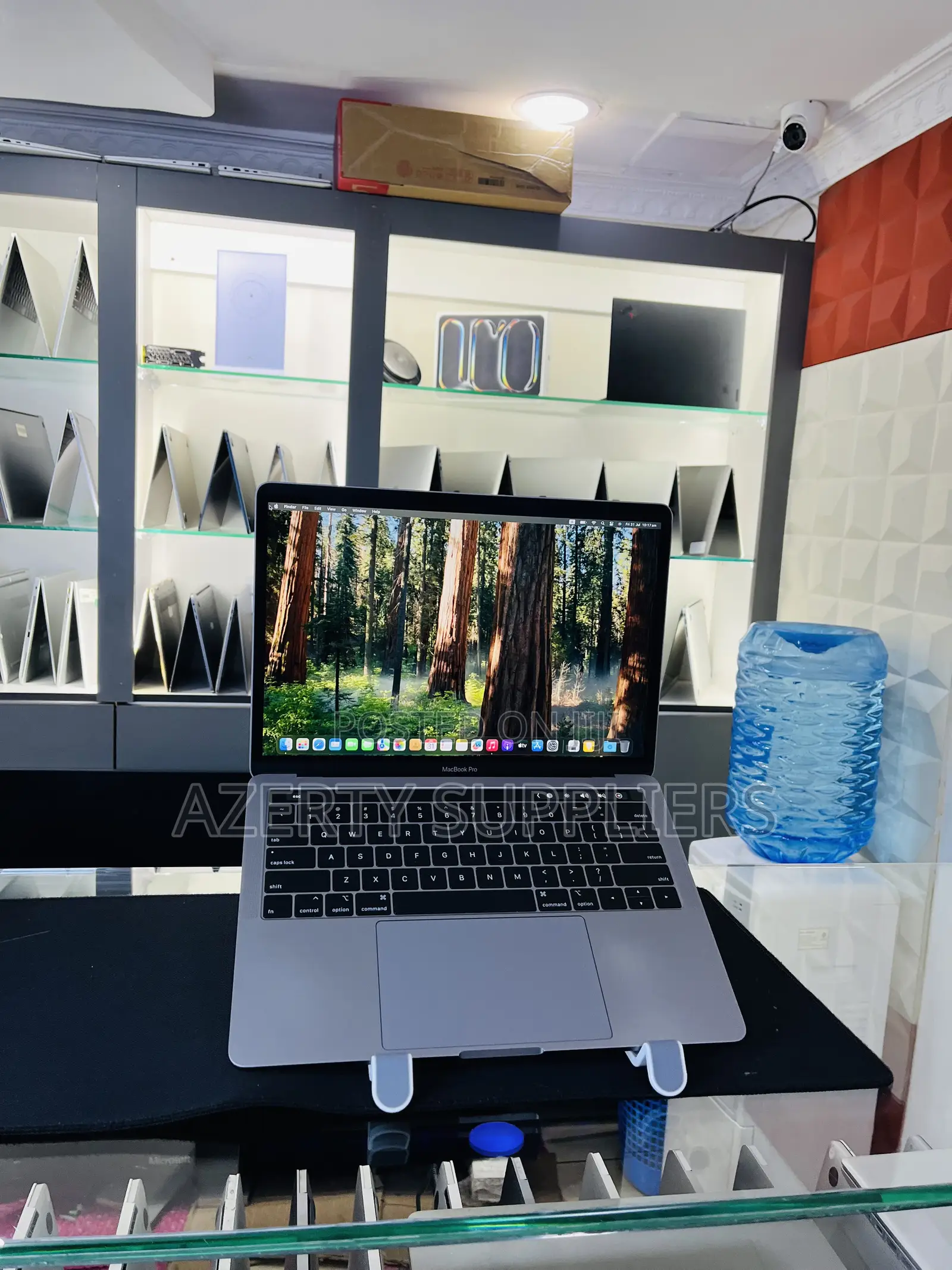 Laptop Apple MacBook Pro 2019 8GB Intel Core i5 SSD 256GB