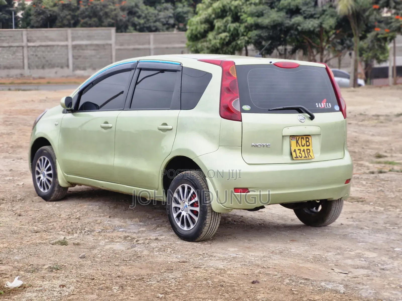 Nissan Note 2009 Green